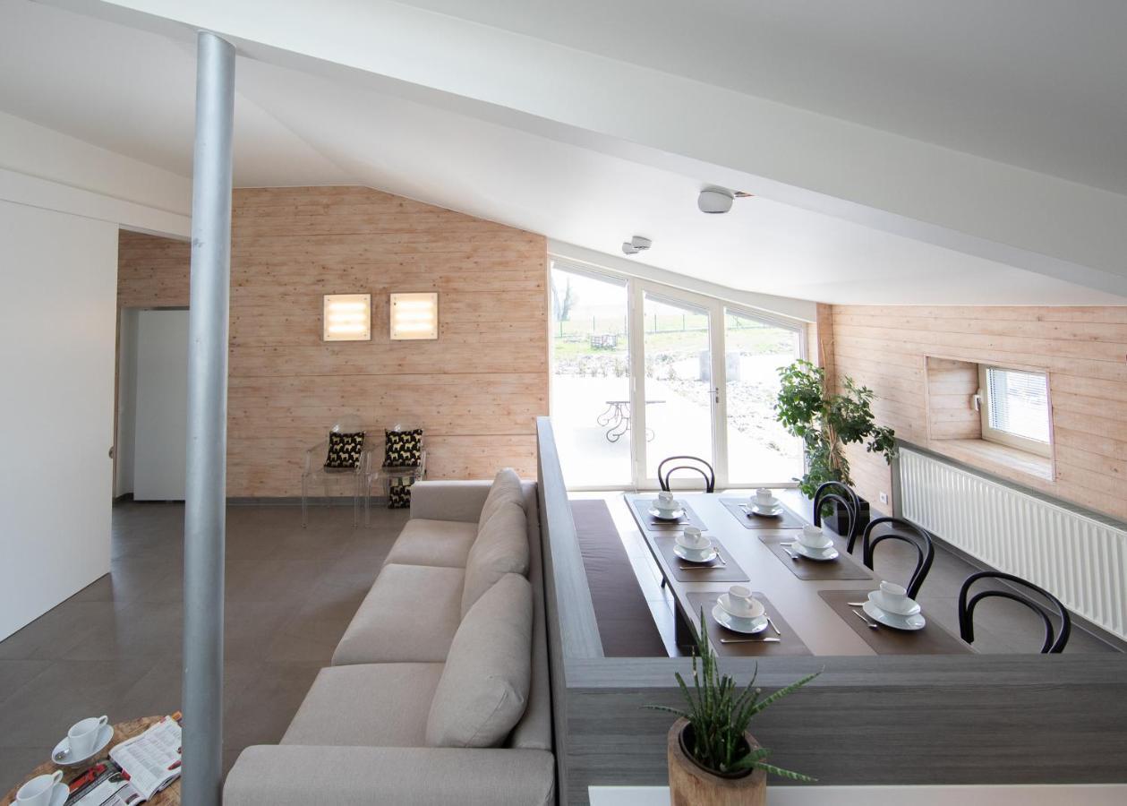Landelijk Vakantiehuis In Diksmuide Met Een Tuin En Vijver Екстериор снимка